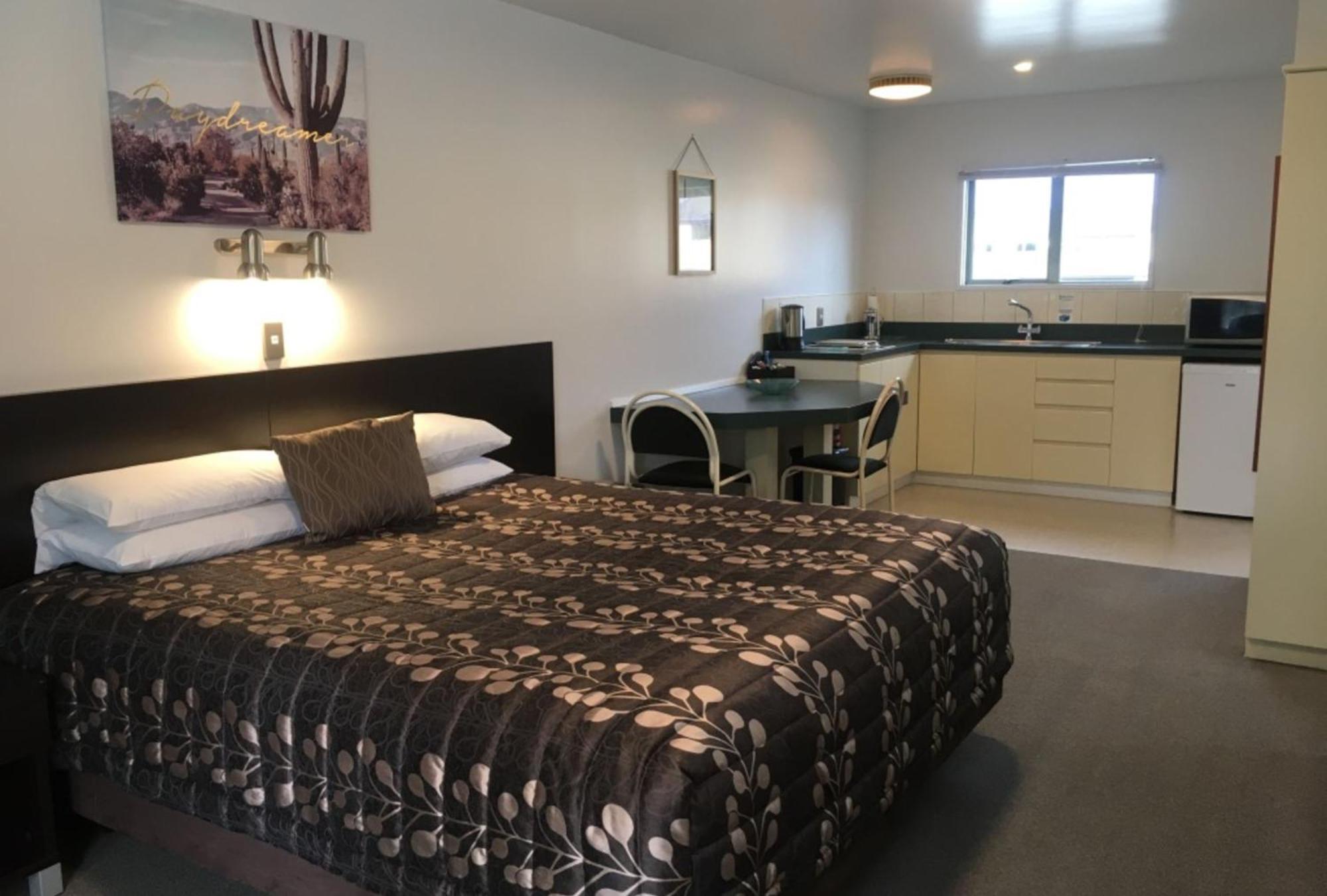 Colonial Manor Motel Cromwell Bilik gambar